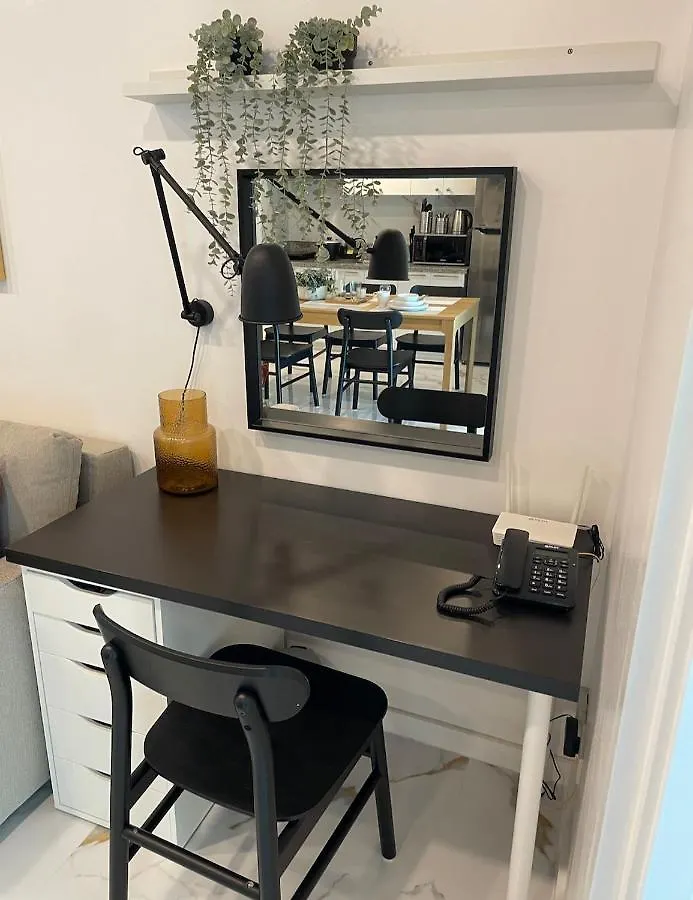 San Lorenzo Place Makati City 0*,  Fülöp-szigetek